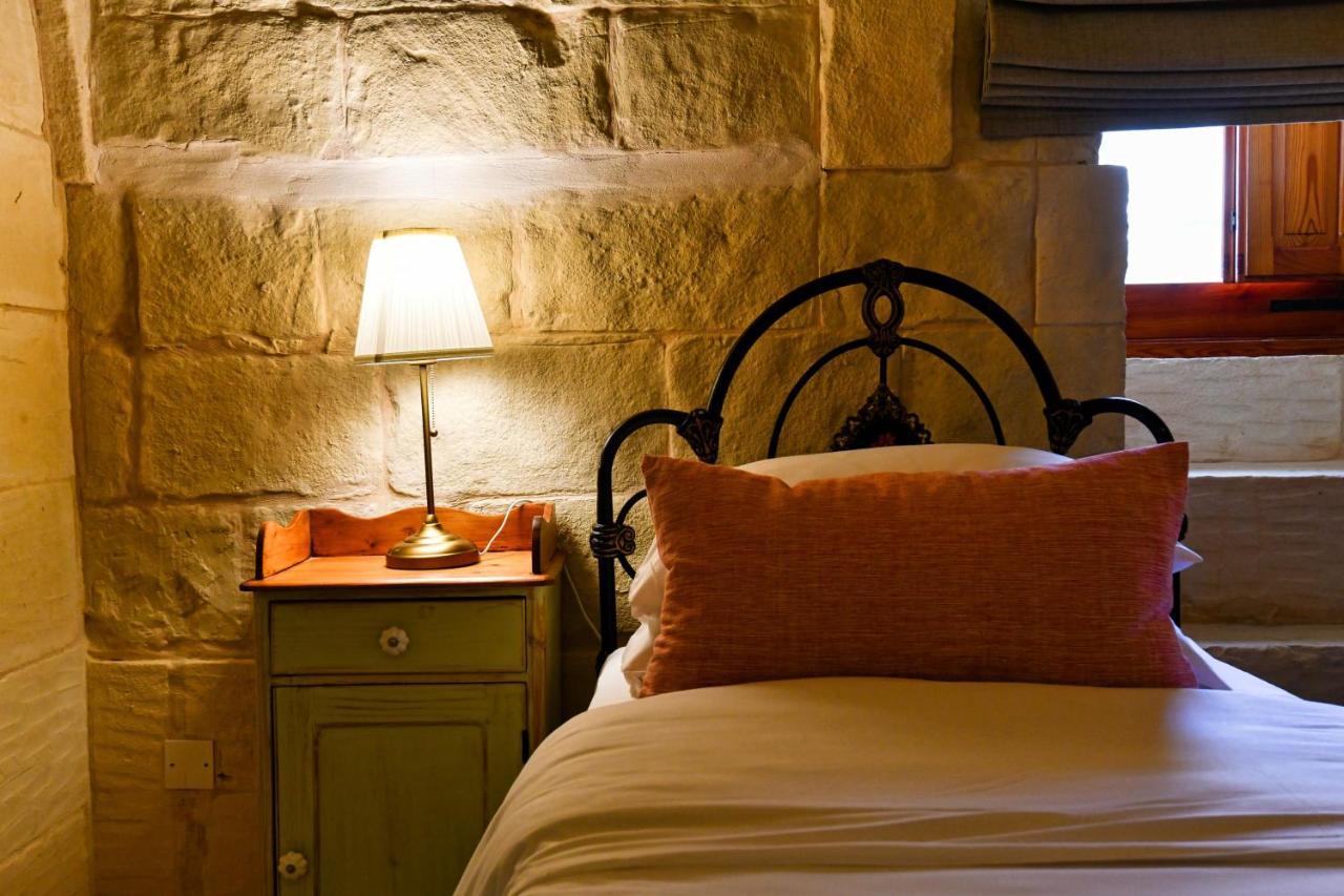 Maria'S B&B Għasri Esterno foto