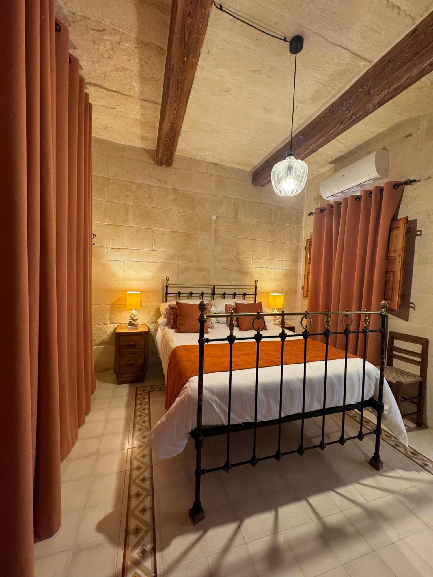 Maria'S B&B Għasri Esterno foto